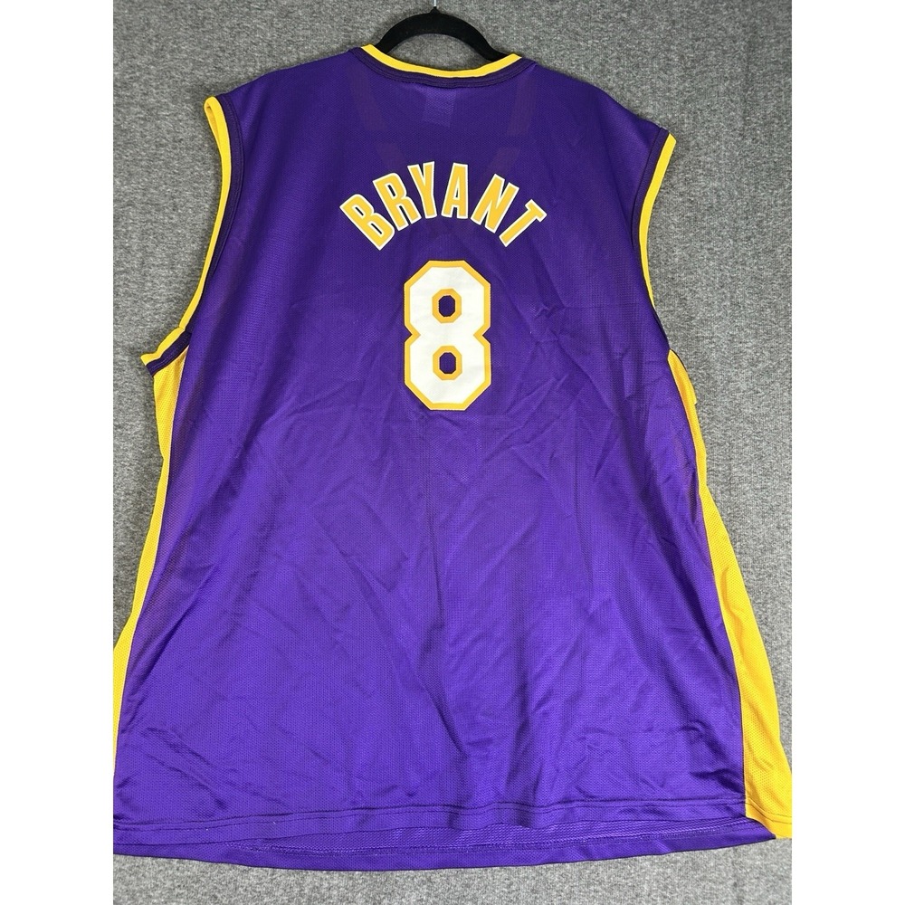 Kobe Bryant Los Angeles Lakers jersey mens size 2XL 52 Champion purple
